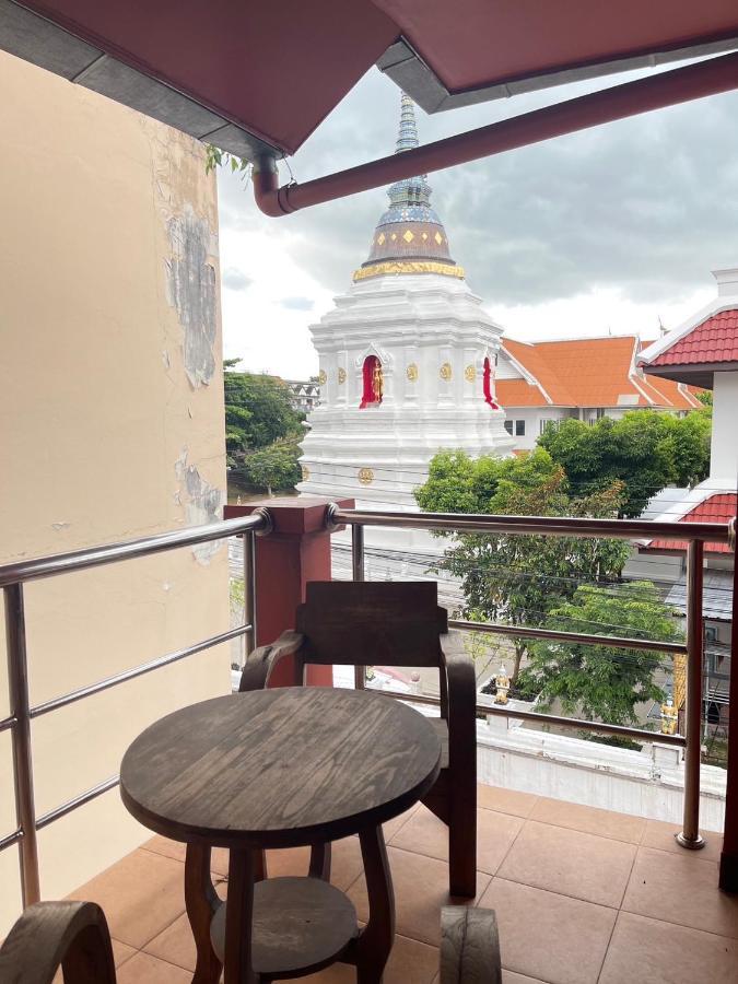 Baan Chinnakarn チエンマイ エクステリア 写真